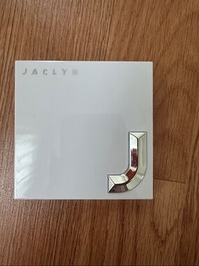 JACLYN White Compact with Silver 'J' Accent